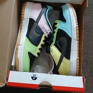 Nike Dunk LOW SE GS "Free 99" Kids Sneakers